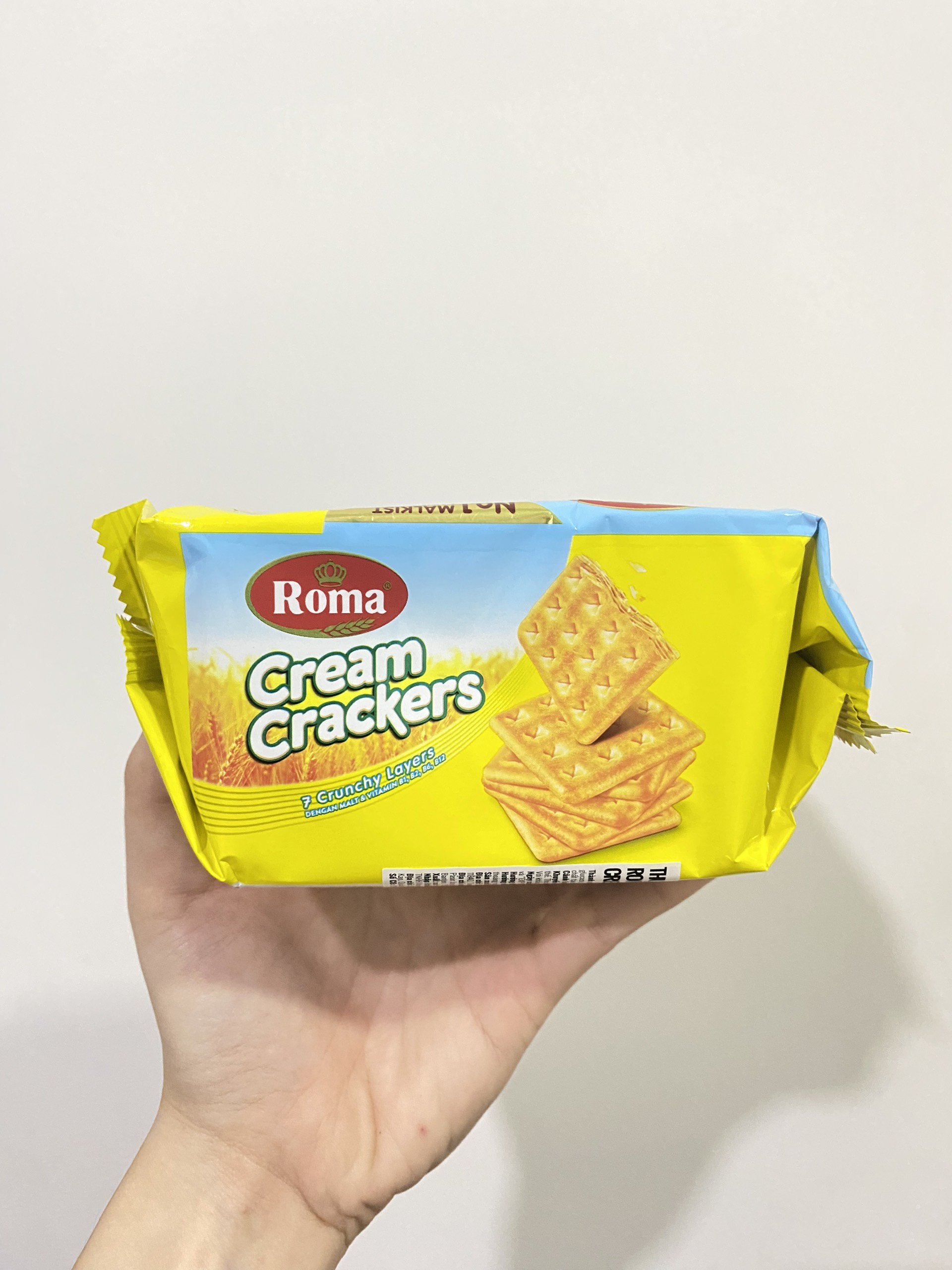 Bánh Quy Giòn lạt Roma Malkist Crackers (Gói 107g)