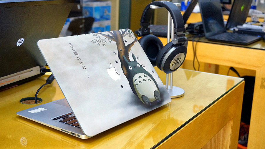 Case ,Ốp Macbook In Hình Totoro ( Tặng Nút Chống Bụi )
