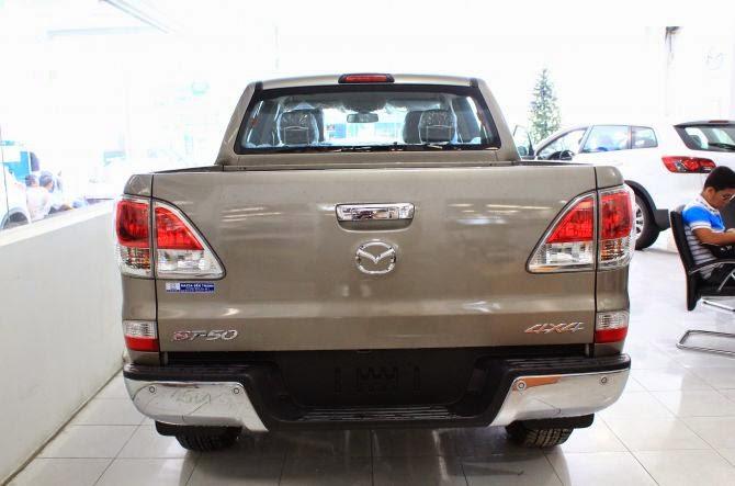 nắp bình xăng mazda BT50