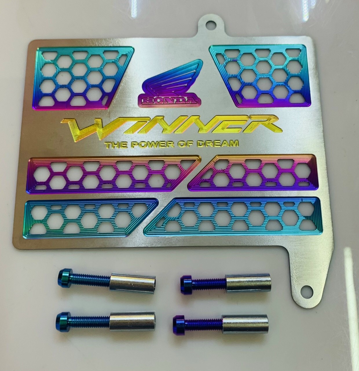 Che Két Nước Winner / Sonic Titan Kèm Khâu Chêm
