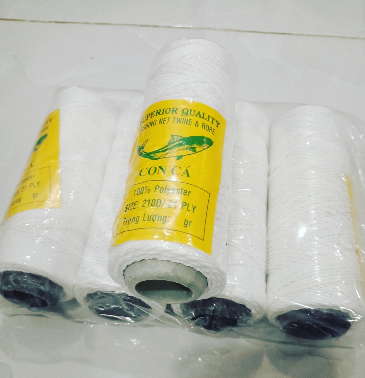Dây nhợ (thả diều, câu cá) - 1 cuộn / 1 lốc (5 cuộn)