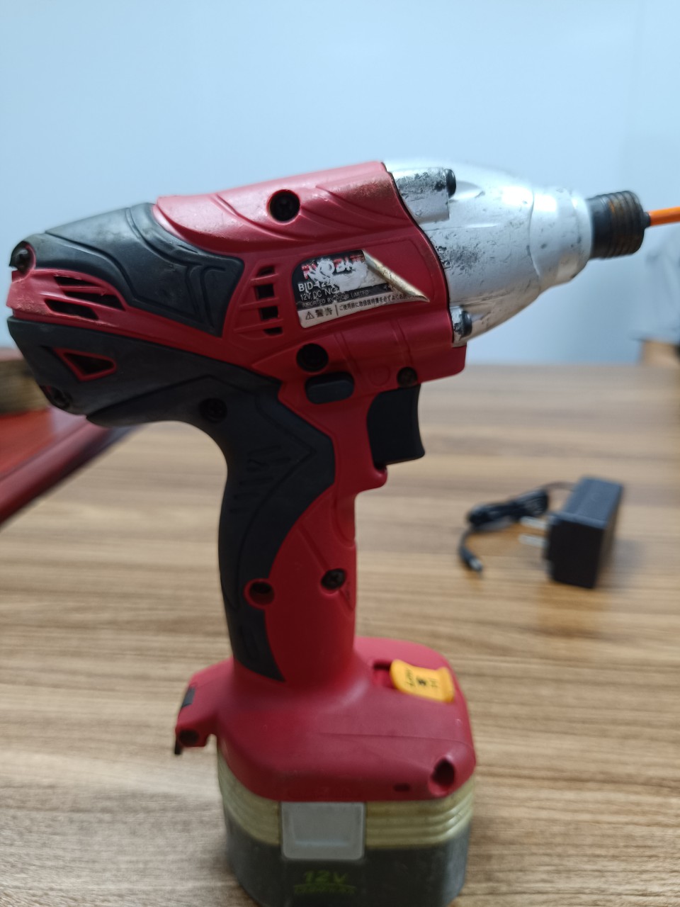 Máy bắn vít Ryobi 12v BID - 1226