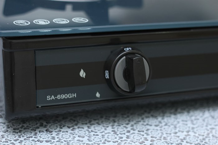 Bếp gas đôi Sakura SA-690GH ( hàng trưng bày )
