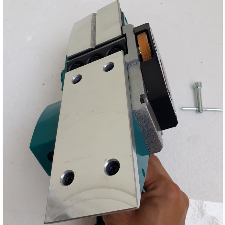 MÁY BÀO GỖ MAKITA N1900B