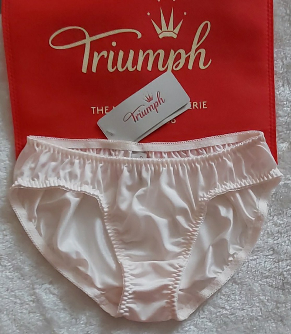 [HCM]Quần Triumph Blissy 09 mini Cạp thấp