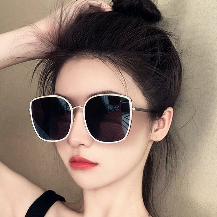 Kính mắt nam nữ thời trang dáng vuông râm mẫu mới hai màu thời thượng GM05 bluehope