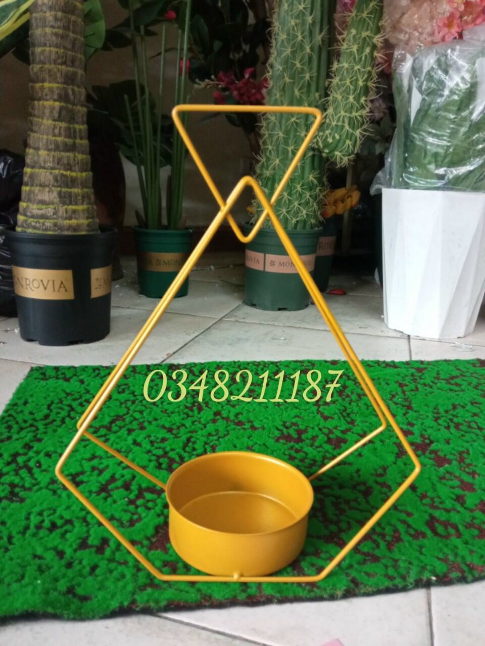Giỏ cắm hoa size 30 cm(không kèm hoa)