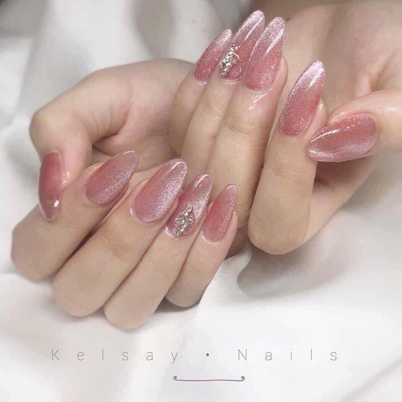 Mắt mèo kim cương Bạc