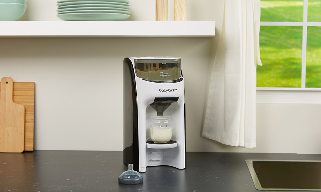 Máy pha sữa tự động Baby Brezza Formula Pro Mẫu mới