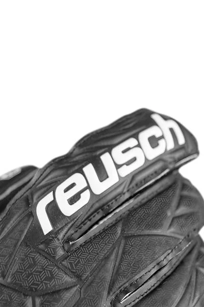 Găng Tay Thủ Môn Reusch Attrakt Resist