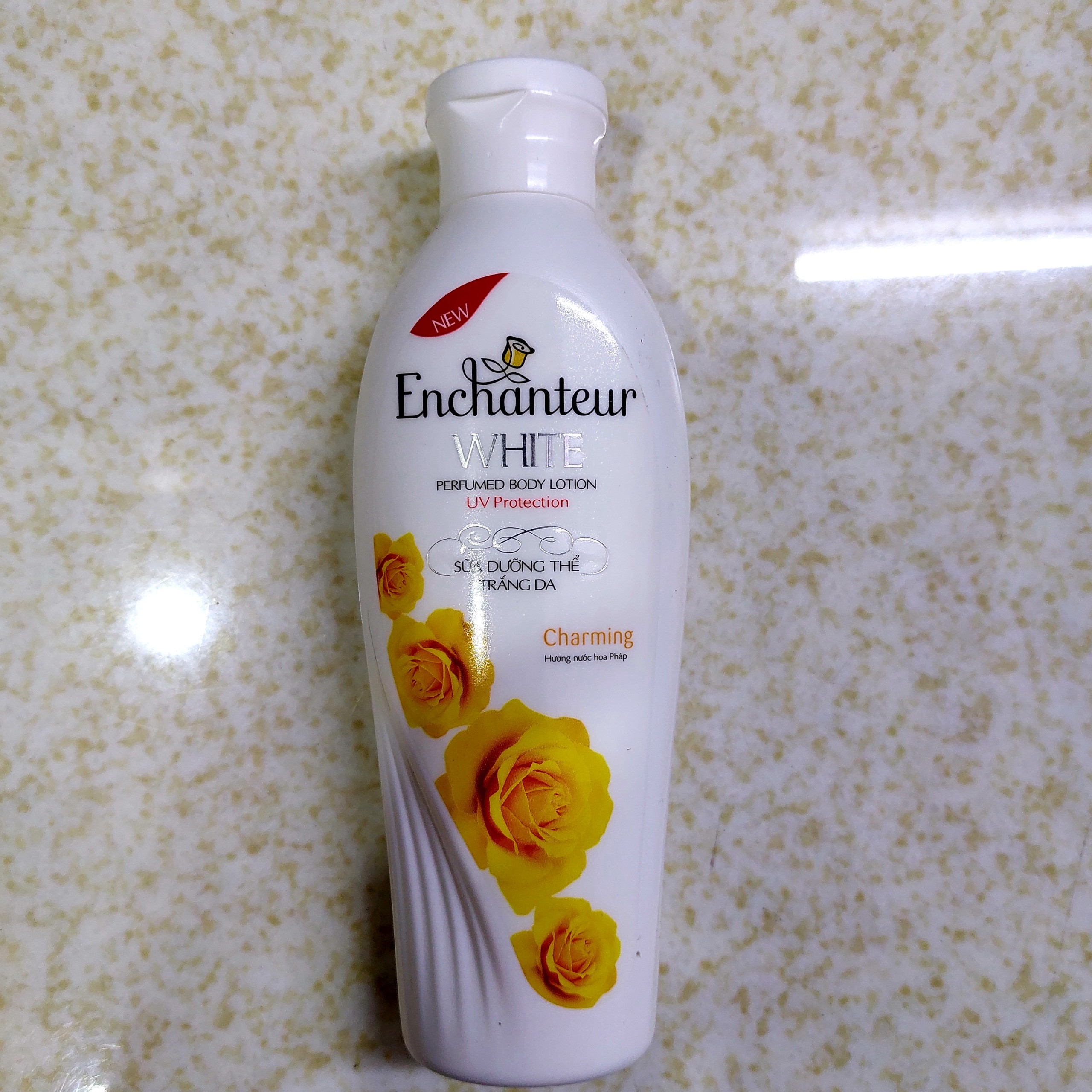 sữa dưỡng thể trắng da Enchenter 200gr hương charming