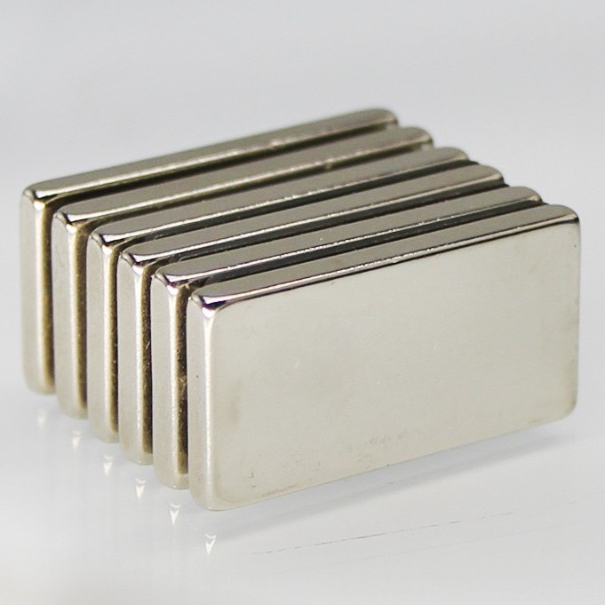 Nam châm 30x15x3mm nam châm chữ nhật đất hiếm