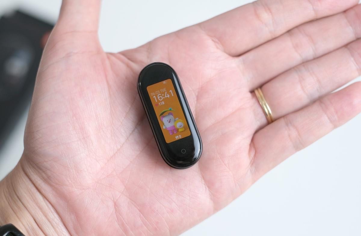 Đồng hồ thông minh Xiaomi Miband 5