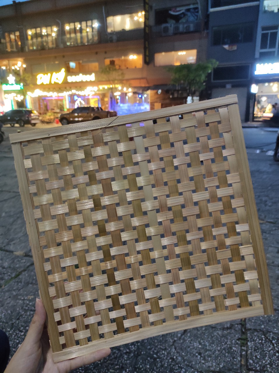 Mẹt tre vuông trang trí 30x30cm