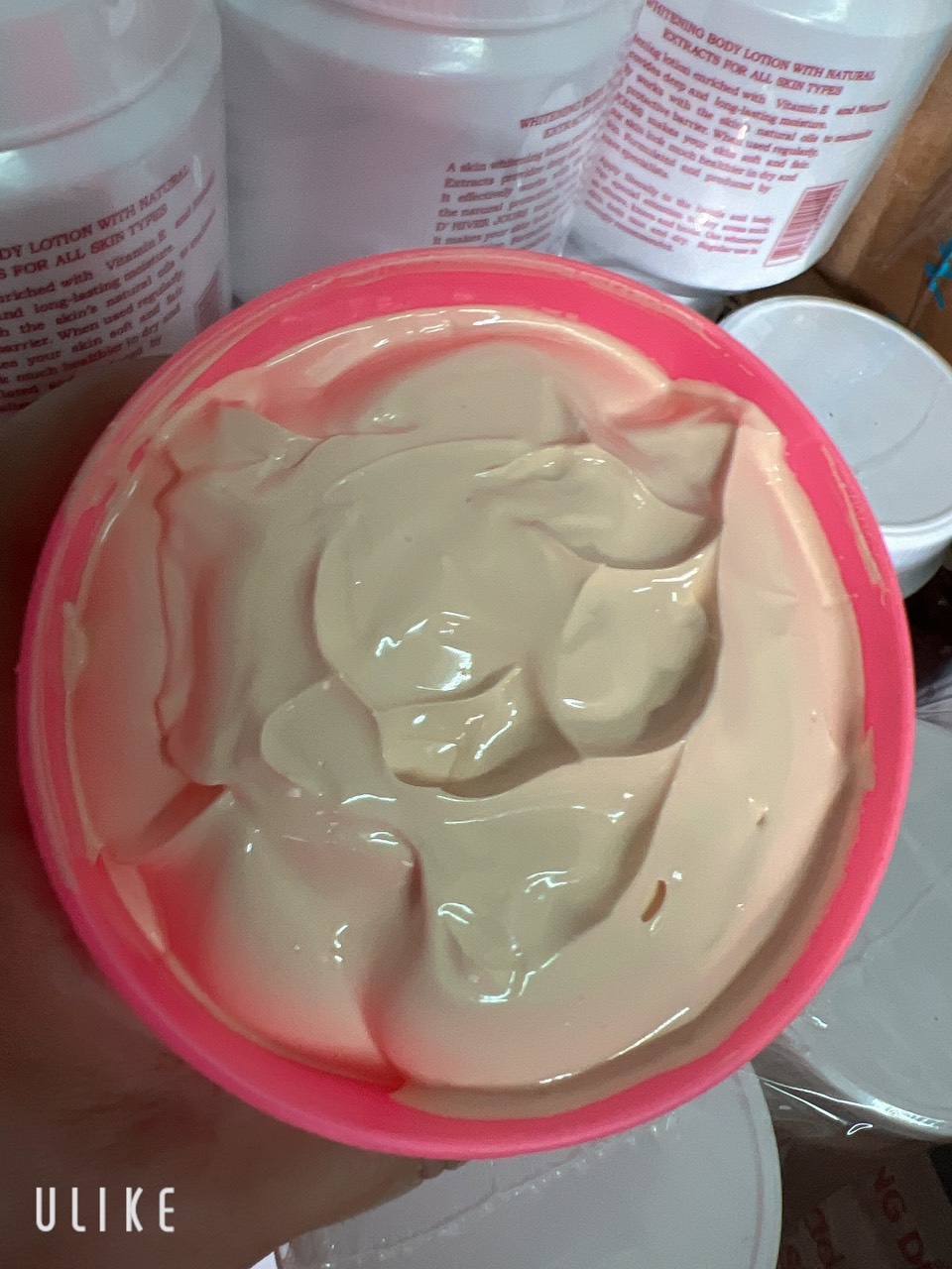 Kem công thức Body Víp tẩy mạnh trắng da nhanh