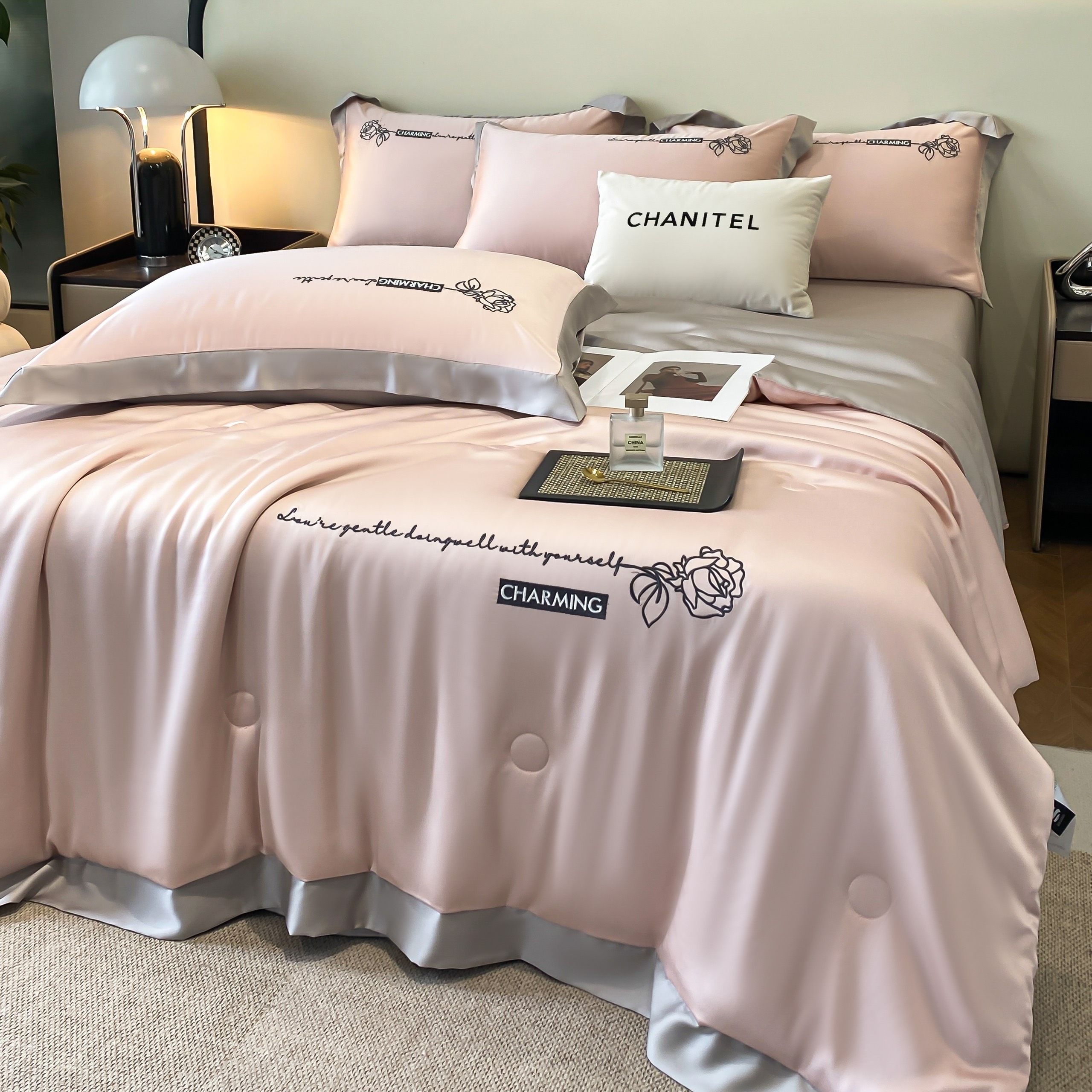 SET 4 MÓN CHĂN CHẦN HÈ+ GA GỐI PHI LỤA THÊU HOA PHỐI VIỀN NHẬP KHẨU CHIIBEDDING