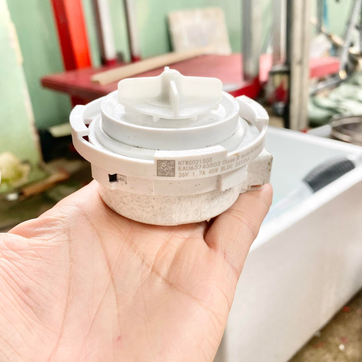 Động cơ 3 pha không chổi than chế máy bơm nước 18v đến 24v