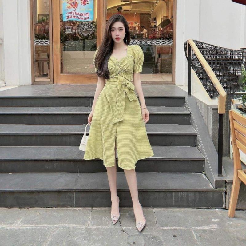 Đầm xòe cổ v chéo eo tiểu thư cực xinh nt8381