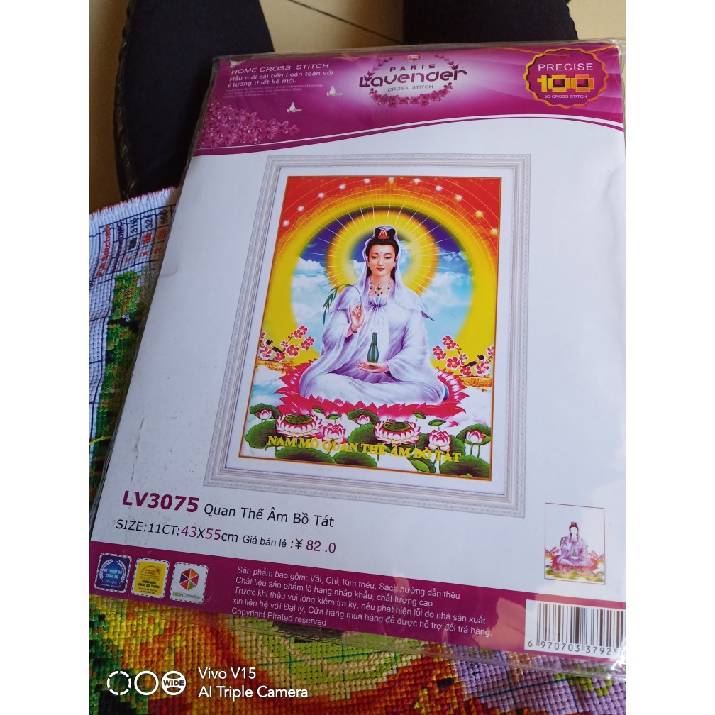 Tranh thêu chữ thập 3D Phật Bà Quan Âm tượng trưng cho tâm hạnh từ bi đem lại sự an vui cho gia đình bạn lv3075-43x55cm