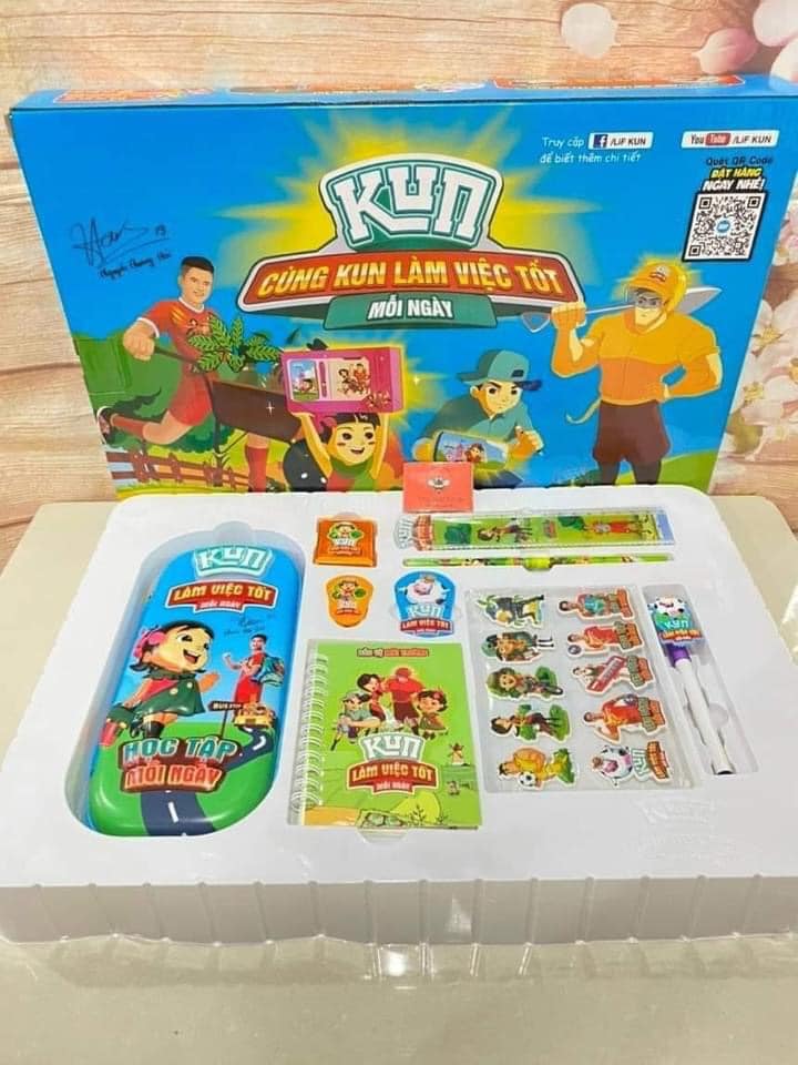 Bộ dụng Cụ Học Tập 9 Món Của Kun