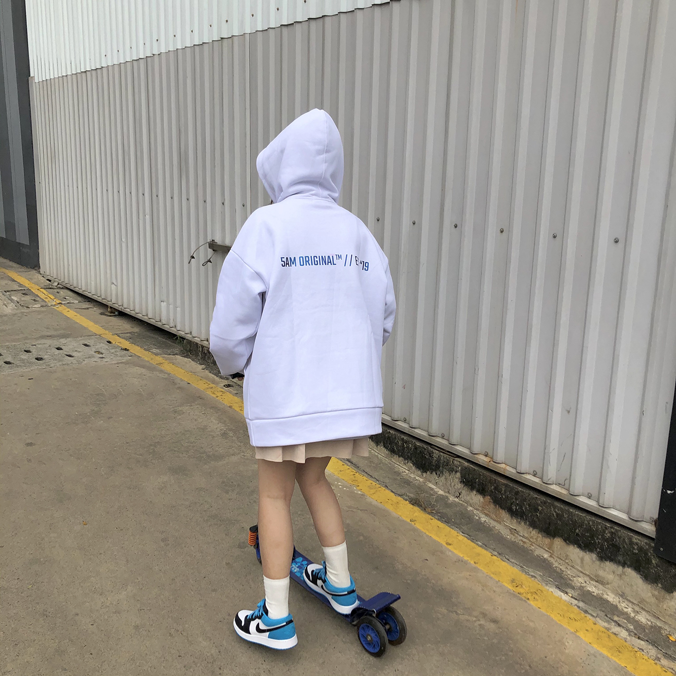 Áo Hoodie TheRightWay của 5AM