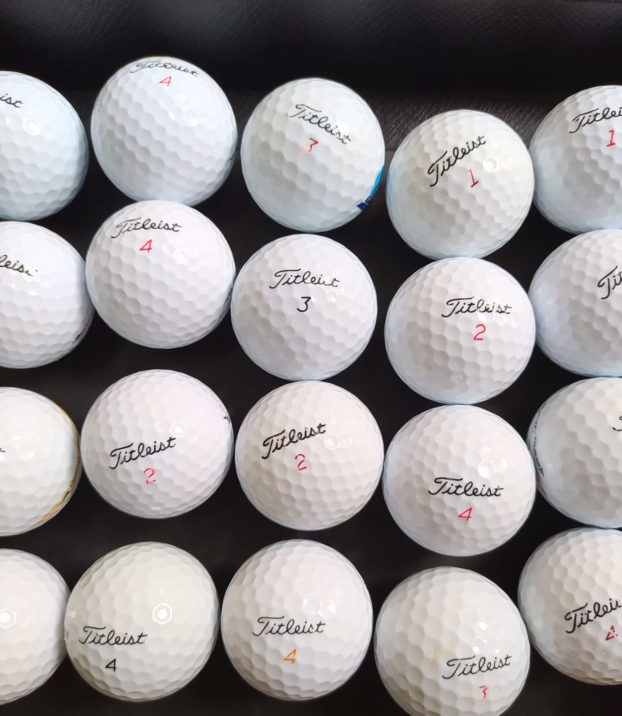 10 quả bóng golf TitIeisf độ mới cao
