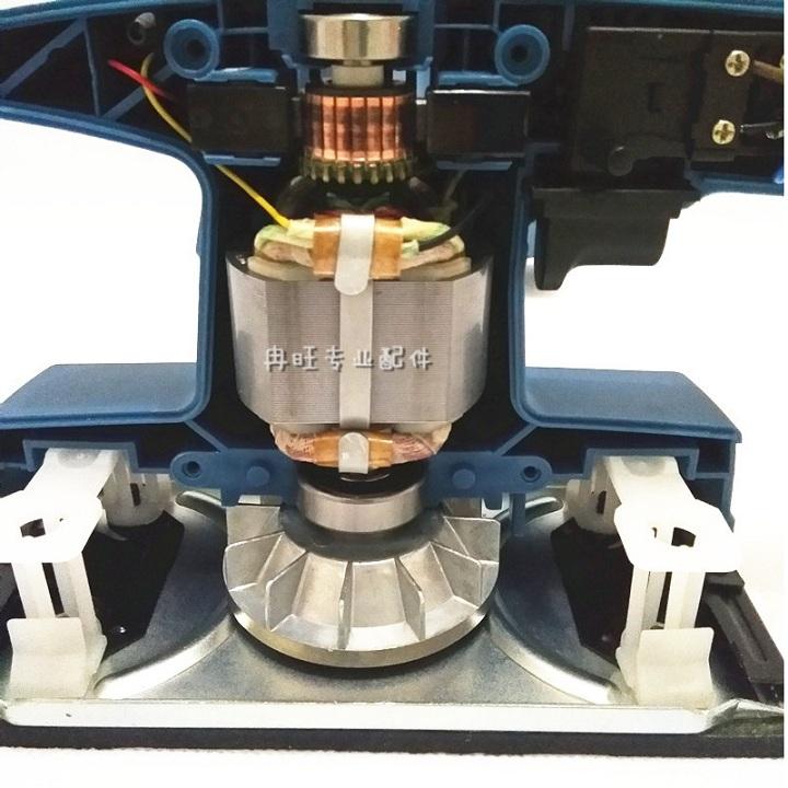Máy đánh giấy ráp rung Dongcheng DSB185