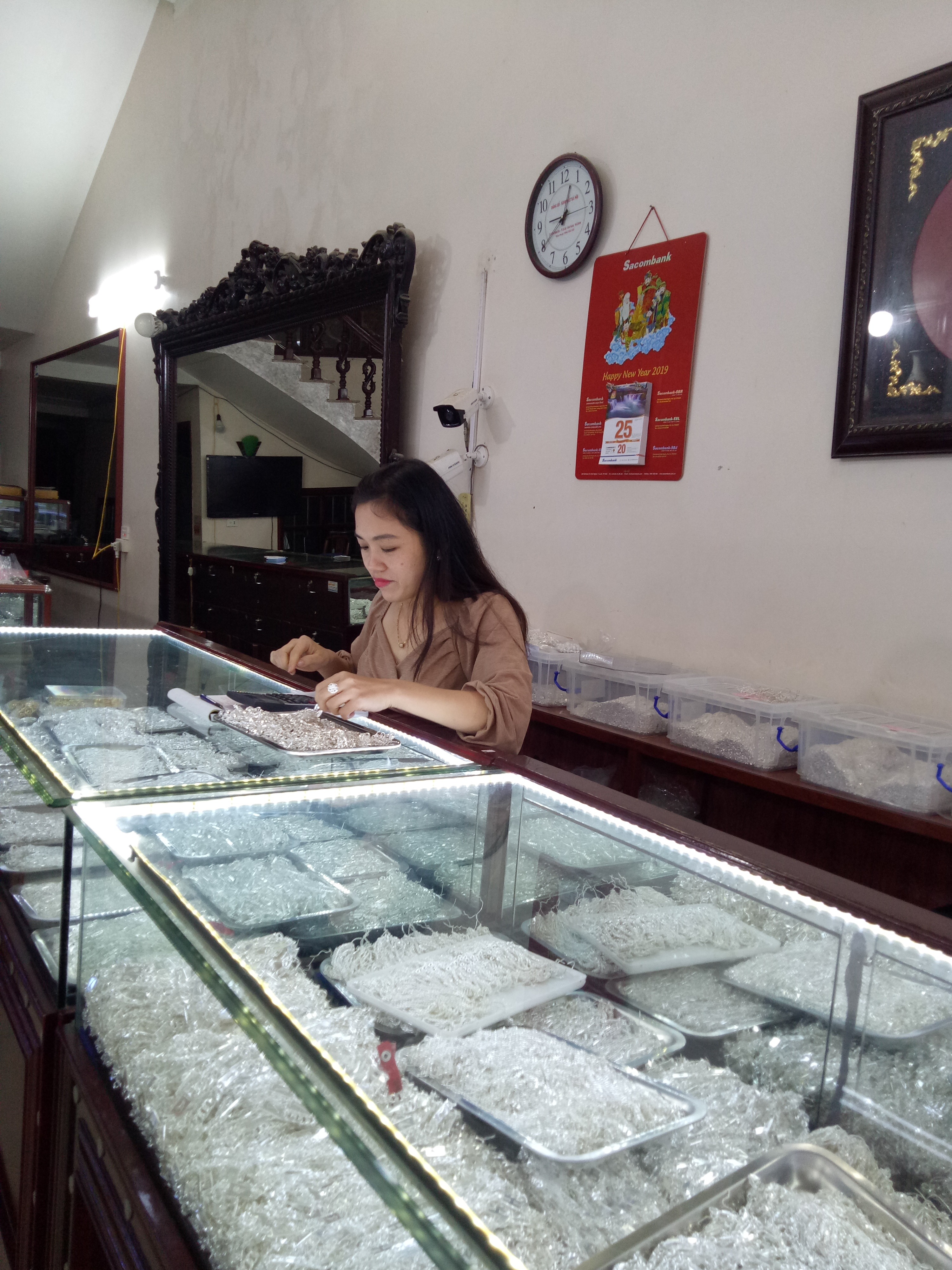 BÔNG TAI BẠC MÈO KITTY CHO BÉ GÁI