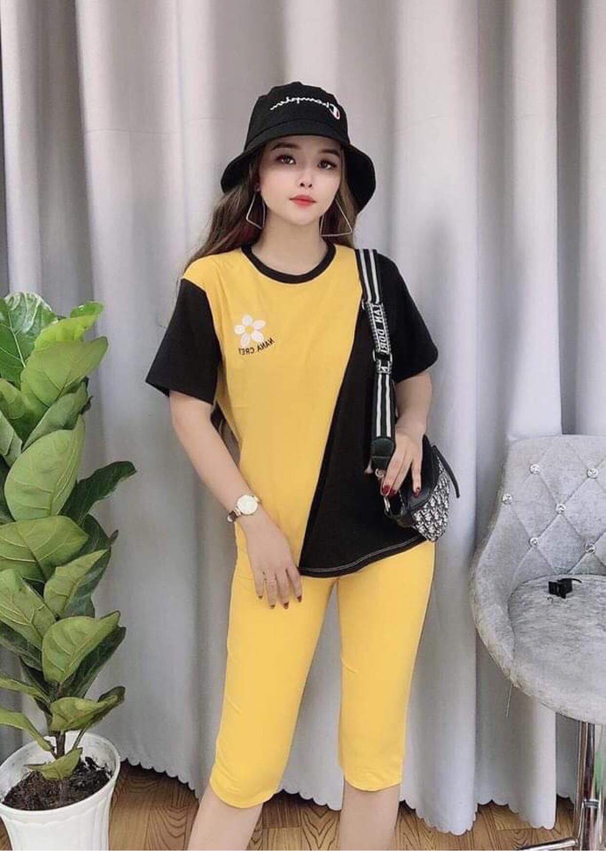 Set bộ lửng hoa cúc phối màu siêu dễ thương