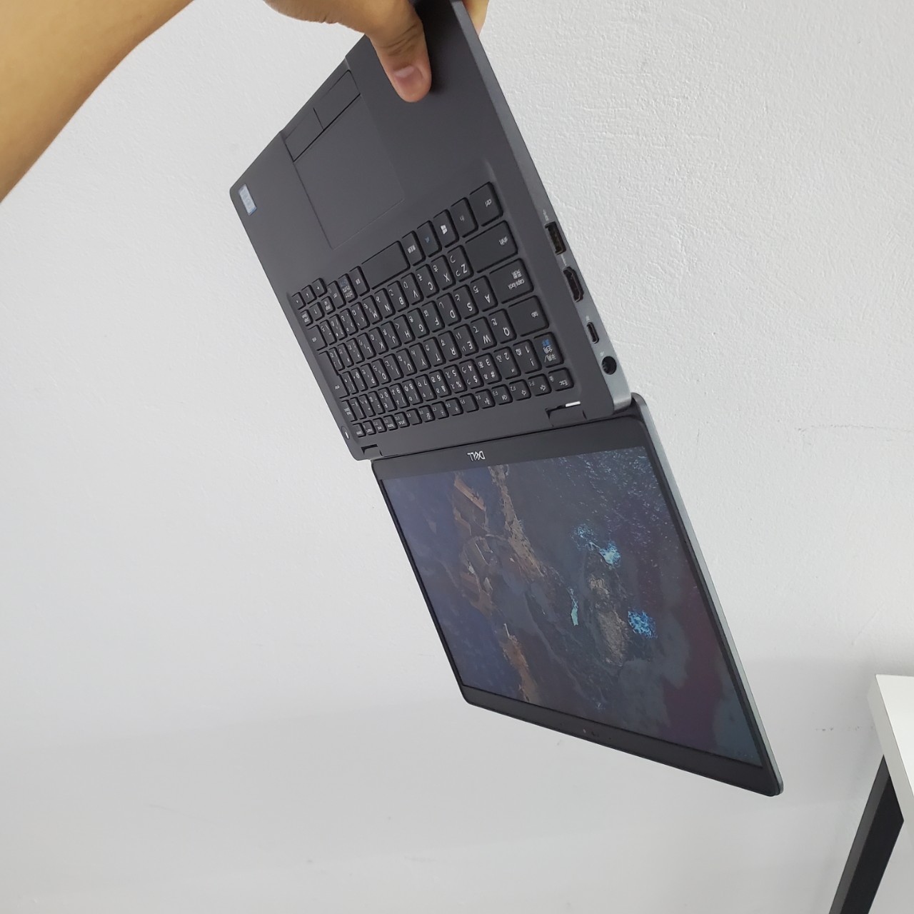 Laptop 2020/mới 95-96% Dell Latitude 5300 i5 8365U vPro/ 8GB/ 256GB SSD/ 13.3" / Win 10Pro/ Pin3-5h