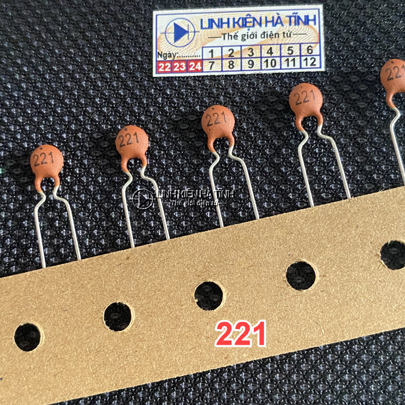 Túi 50 con tụ gốm 221 50v 220pf tụ 221 50v chân băng