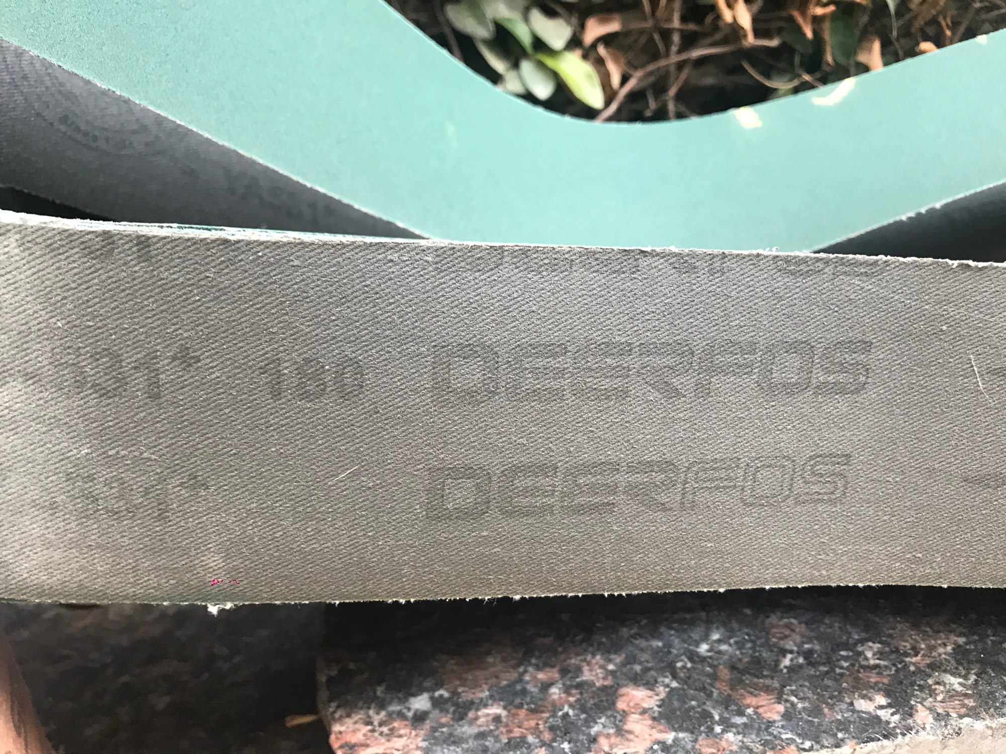 Nhám vòng Deerfos 75x1200 mm Deerfos