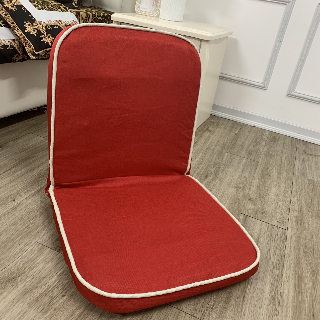 Ghế bệt tựa lưng mini siêu sang chảnh ( size 47x94x7cm)