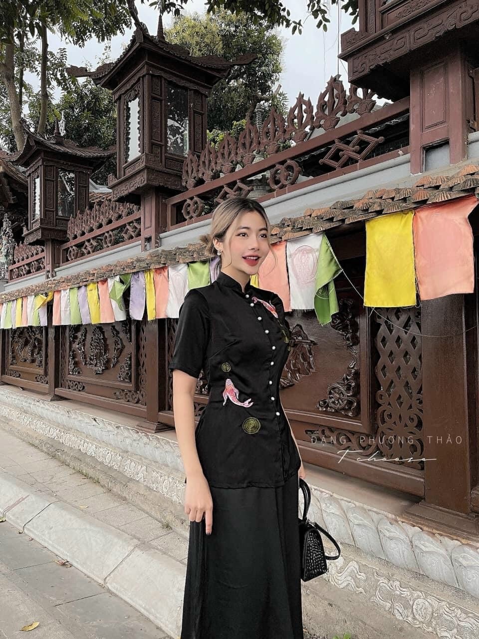Đồ Lam Đi Chùa Vải Lụa mềm thêu cá chép L09