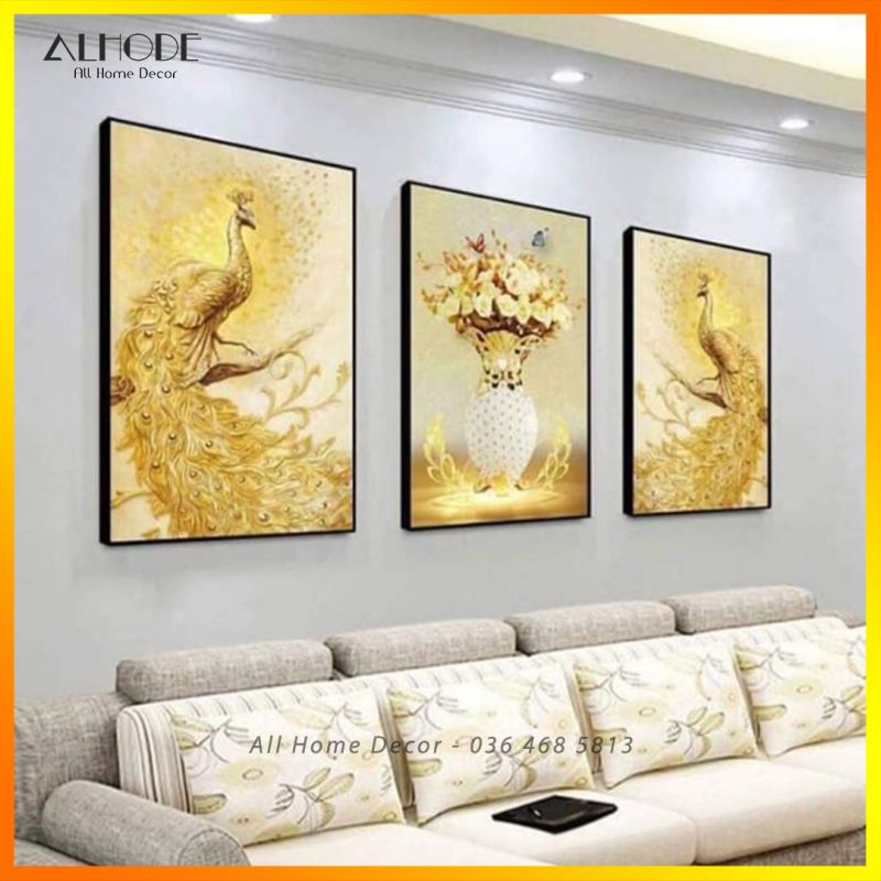 Bộ 3 tranh treo tường Canvas Công Quý tộc có khung viền (CV01A3)