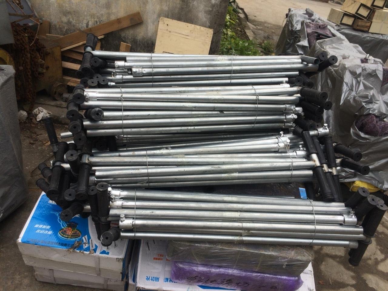 Con lăn tạo nhám bê tông 370mm, 600mm