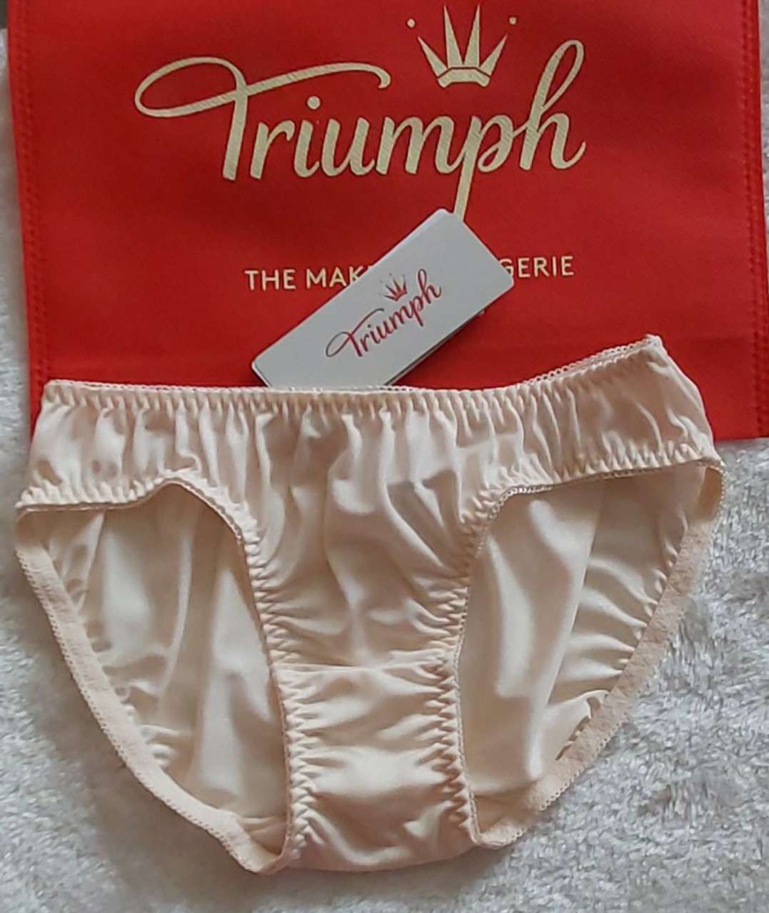 [HCM]Quần Triumph Blissy 09 mini Cạp thấp