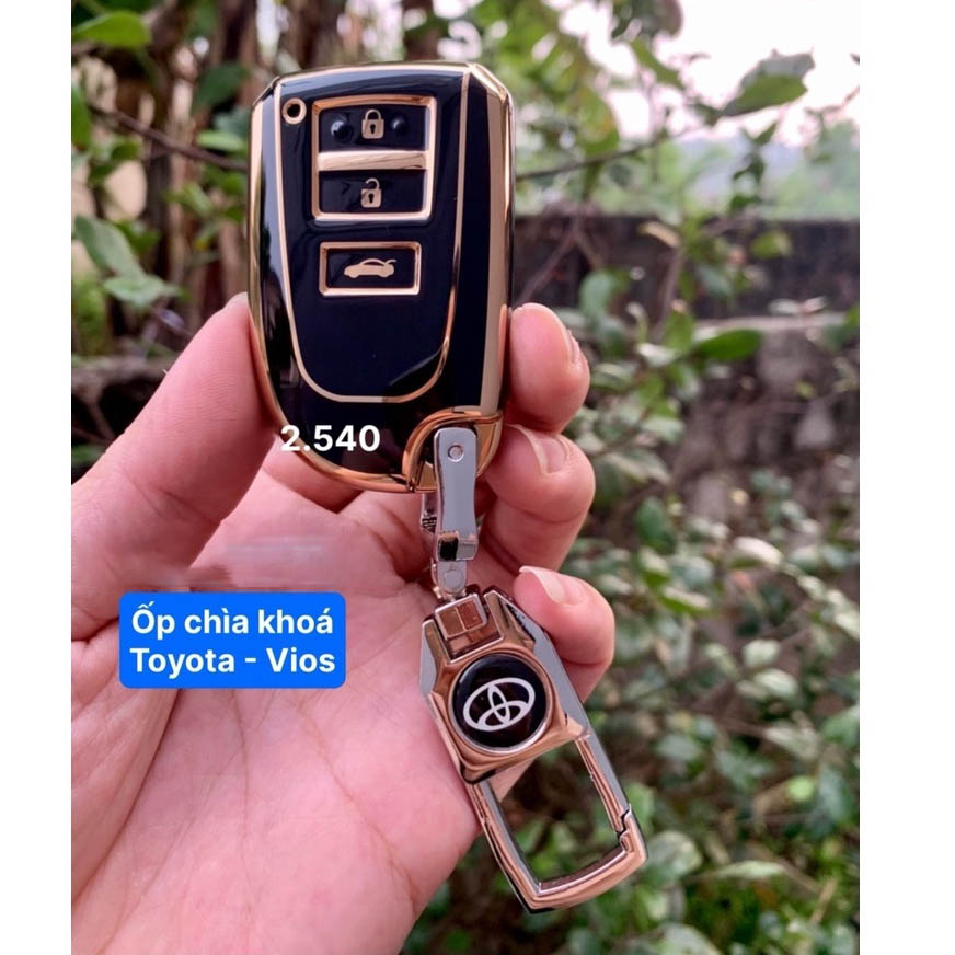 Ốp chìa khóa silicon tráng gương Vios Yaris 2019 2020 2021 2022- kèm móc treo tiện lợi gọn nhẹ, thẩm mỹ, bảo vệ chìa khóa tối ưu