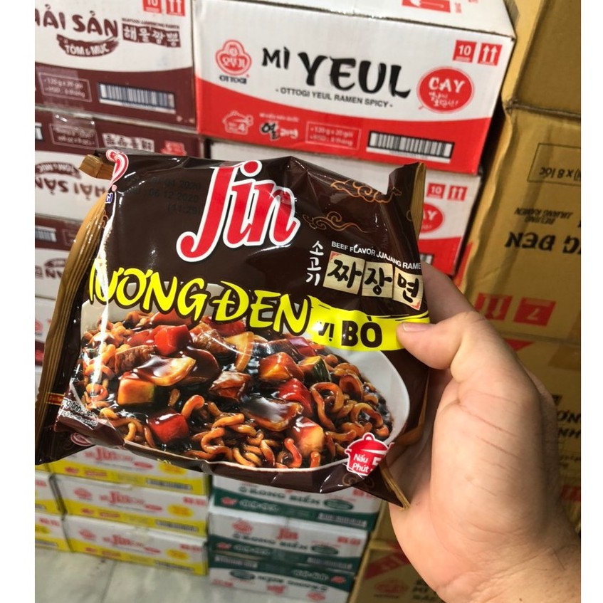 Mì Tương đen vị Bò 135 g