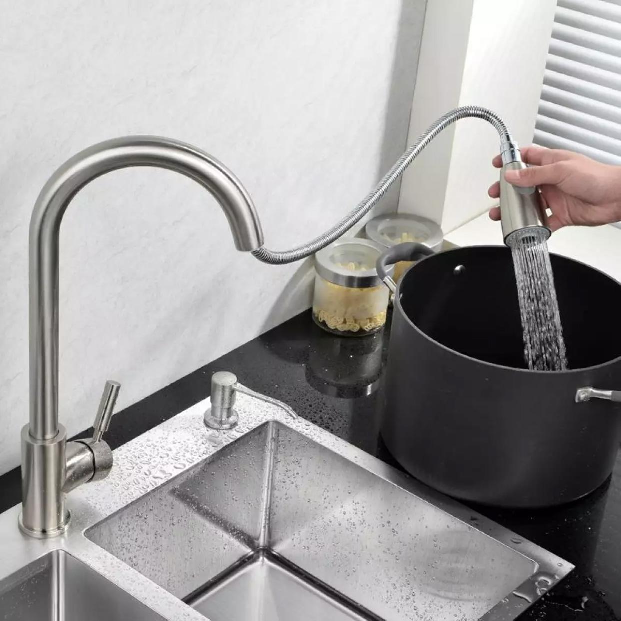 Vòi rửa chén dây rút -  vòi rửa bát dây rút