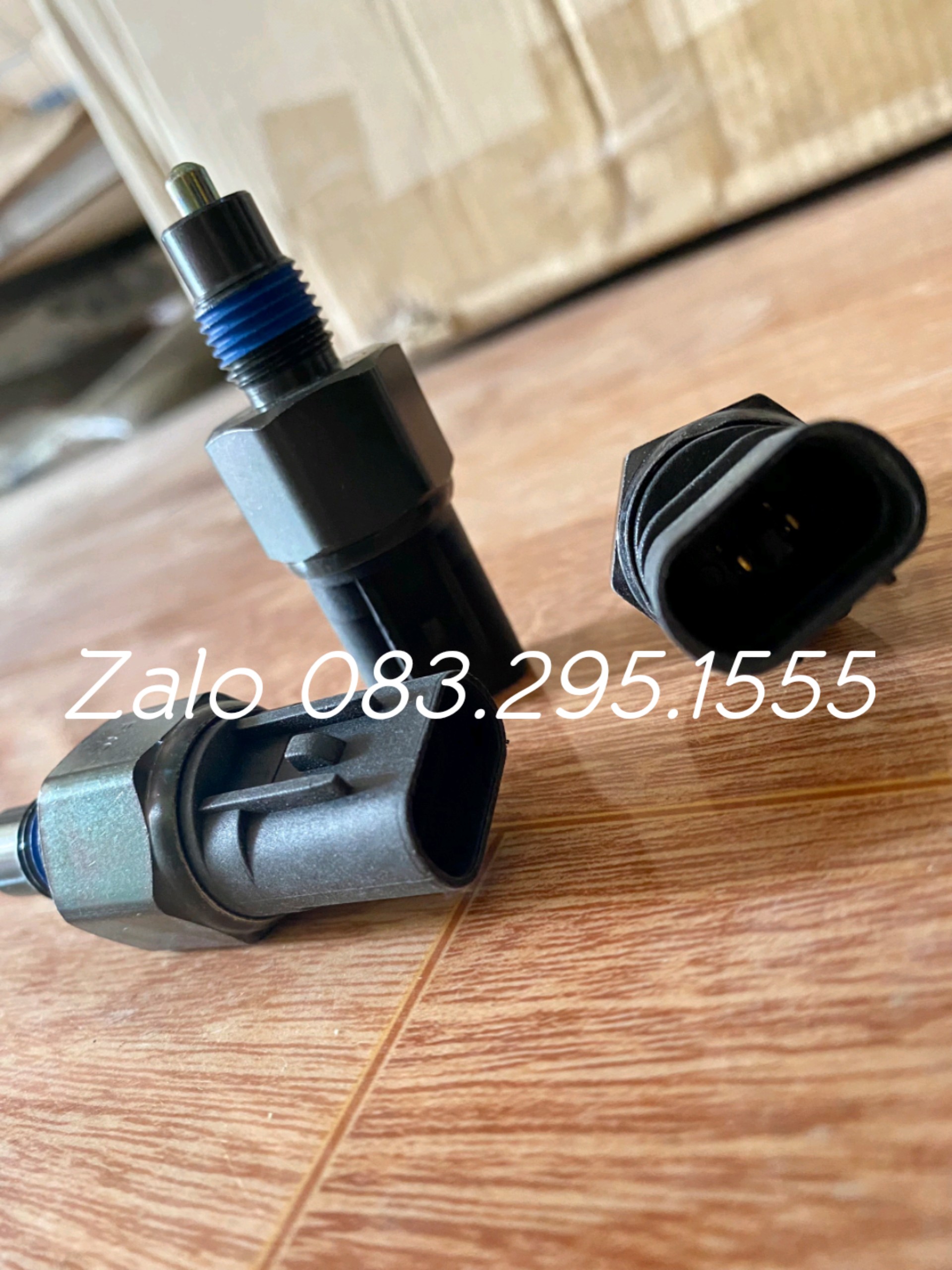 Công tắc báo đèn lùi Getz 1.1 , Kia Carens ( HQ, Lh 0832951555 )