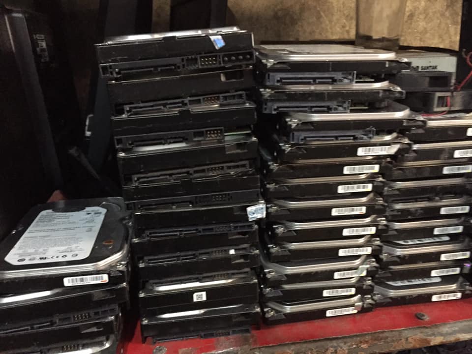 Ổ cứng HDD máy tính PC chuẩn SATA 160G Caution Kĩ Thuật   | WD WD1600AAJS-00L7A0 160,0 GB   | Công nghệ SATA300, dung lượng 160GB, nhiệt độ 37°C, hiệu suất cao.