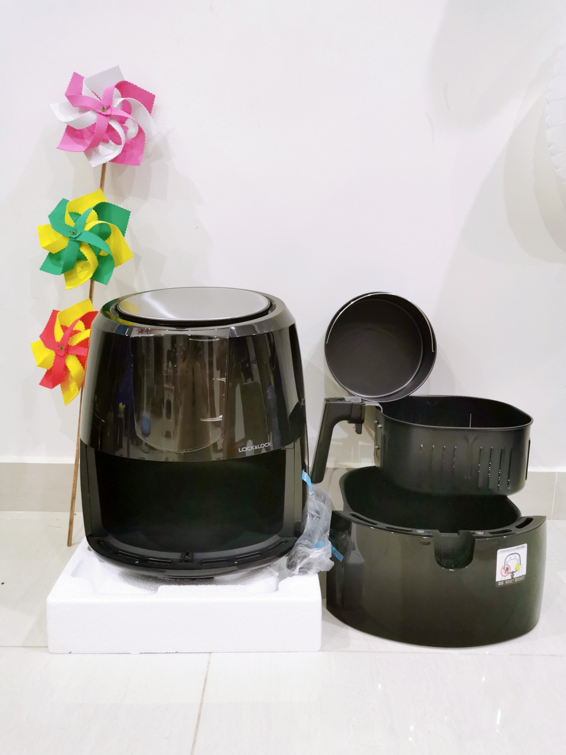 Nồi chiên không dầu điện tử LOCK&LOCK EJF357 (5.2L) 1800W