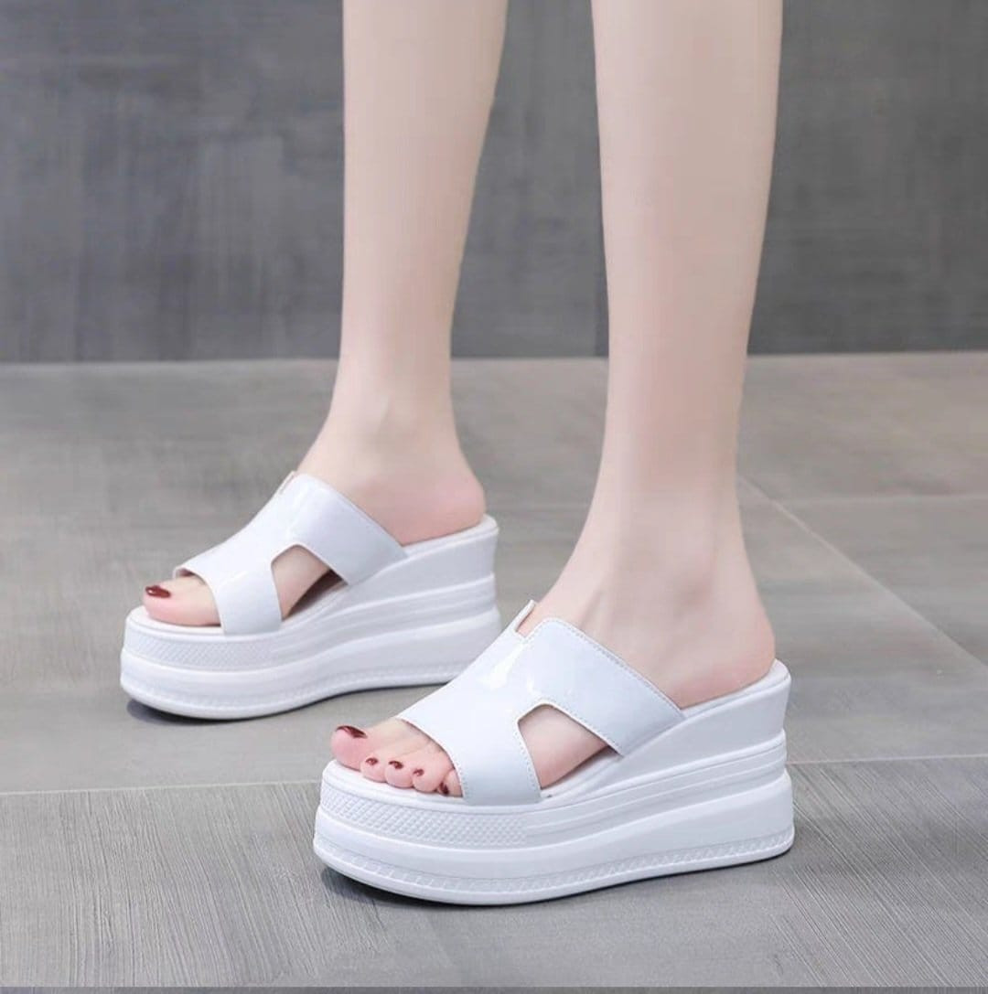 DÉP XUỒNG H DA BÓNG 8P SANG CHẢNH