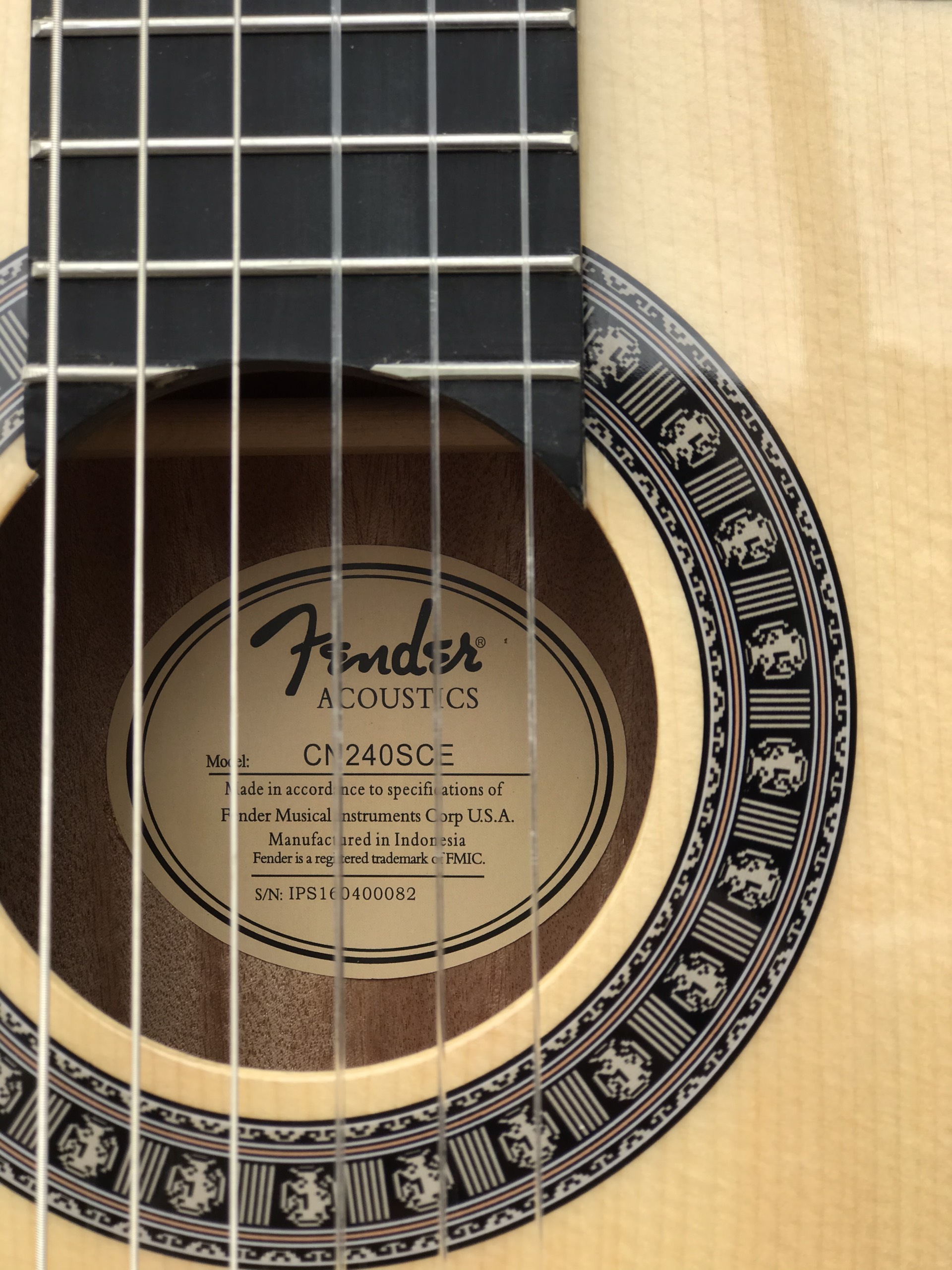Guitar classic Fender CN240SCE thùng mỏng EQ Fishman