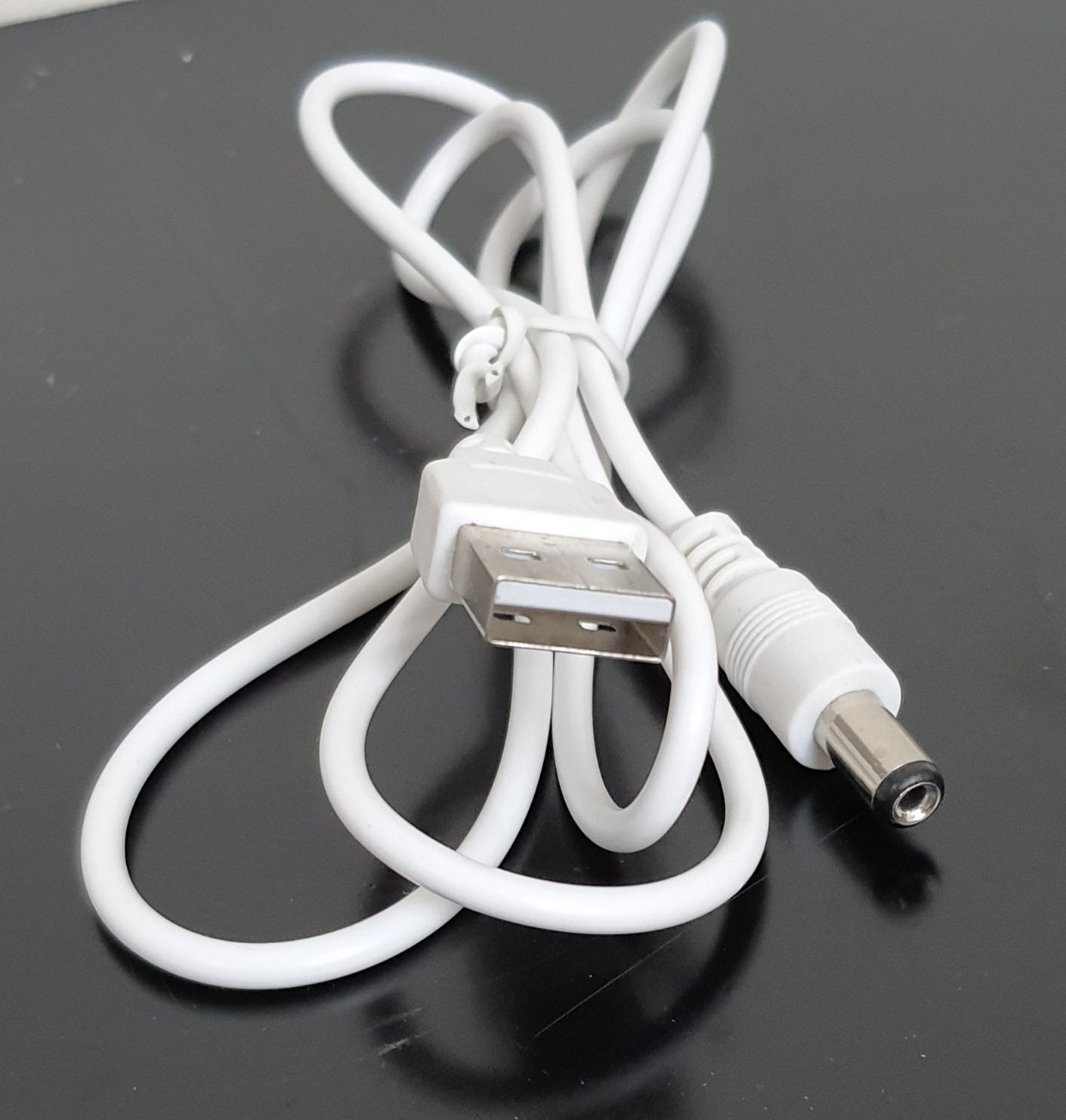 Dây cáp sạc usb máy hút sữa Avent Hoa Tuyết