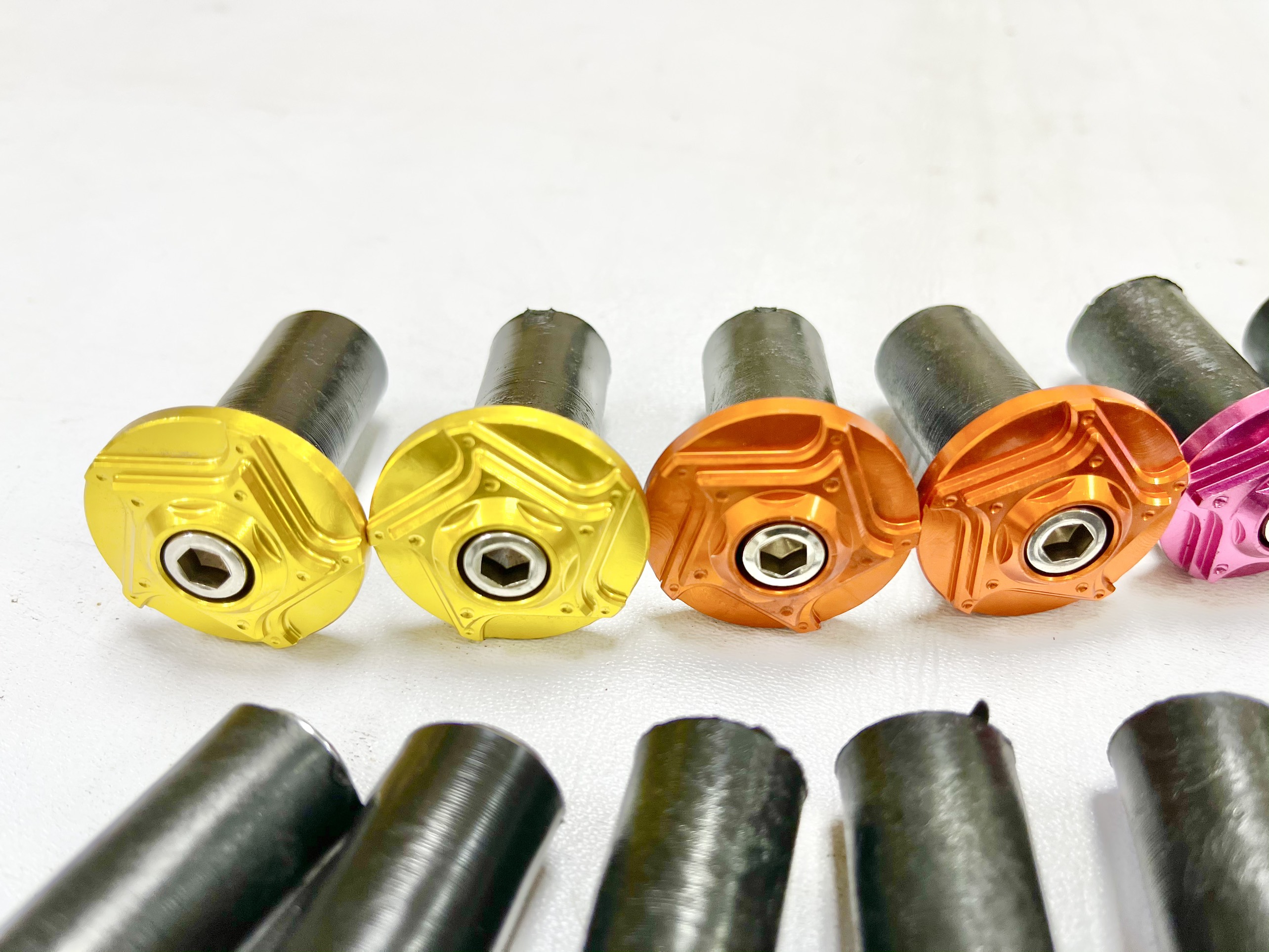 Gù Salaya dẹp CNC đủ màu
