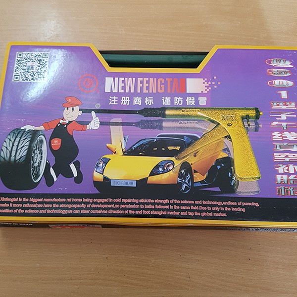Dụng Cụ Vá Lốp Xe Không Săm