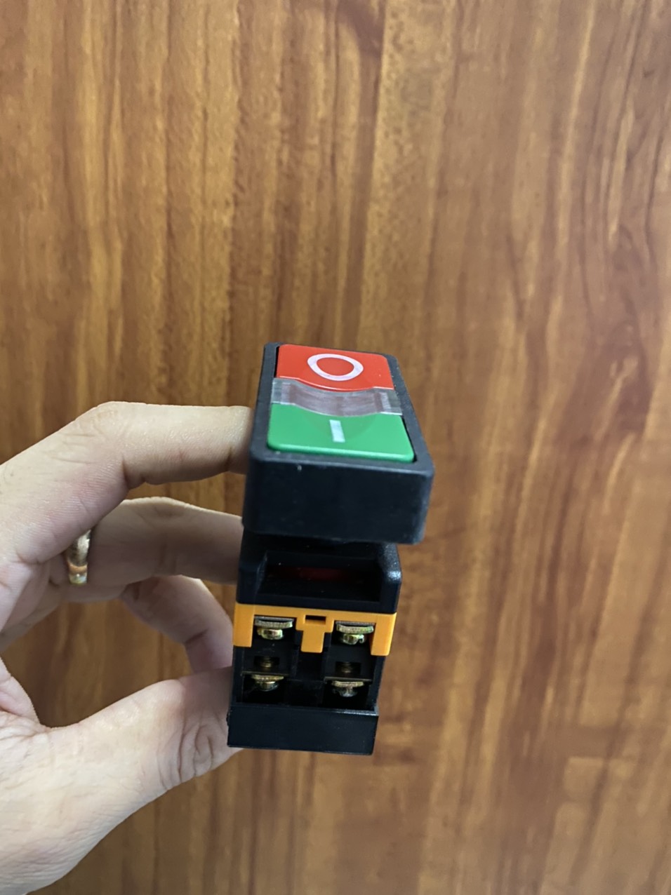 Nút nhấn kép ON-OFF có đèn phi 22, nhấn nhả