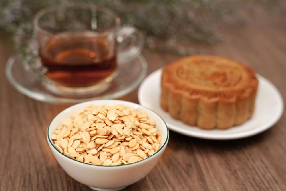 Hạt dưa tách vỏ chưa rang